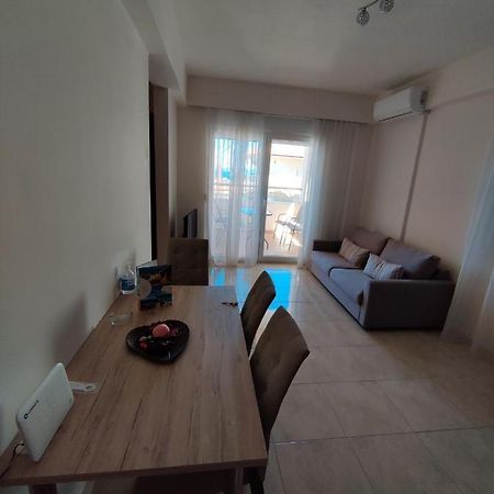 Astera - Seaview Apartment In Pefkohori ภายนอก รูปภาพ